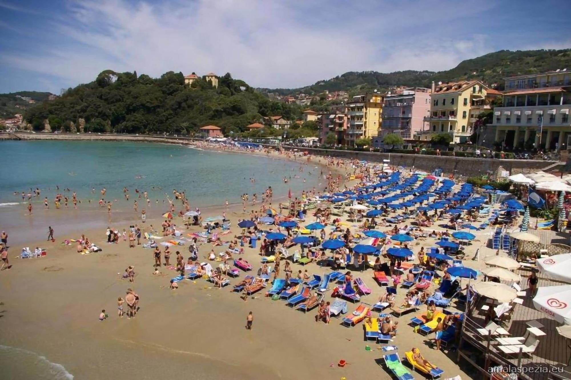 Affittacamere "In Piazzetta Da Vasco" Lerici Eksteriør billede