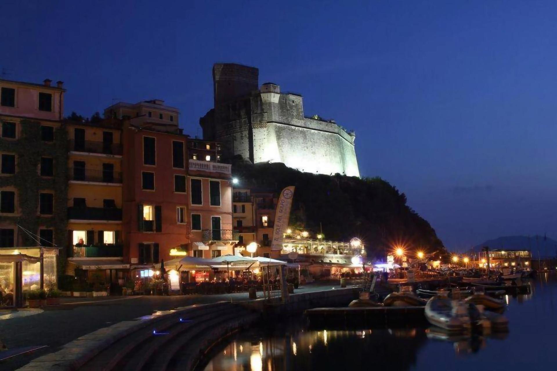 Affittacamere "In Piazzetta Da Vasco" Lerici Eksteriør billede